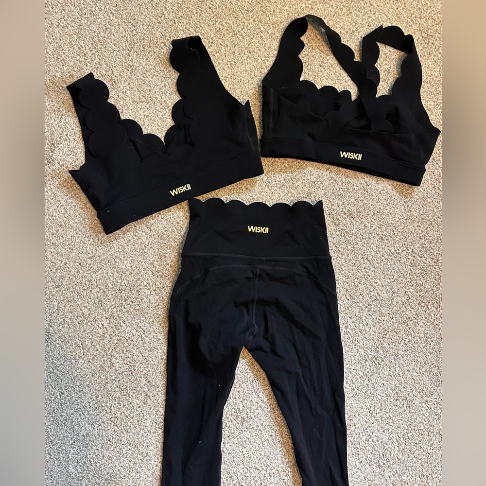 ❌SOLD❌Black Scalloped Sports Bra and Leggings WISKII Set